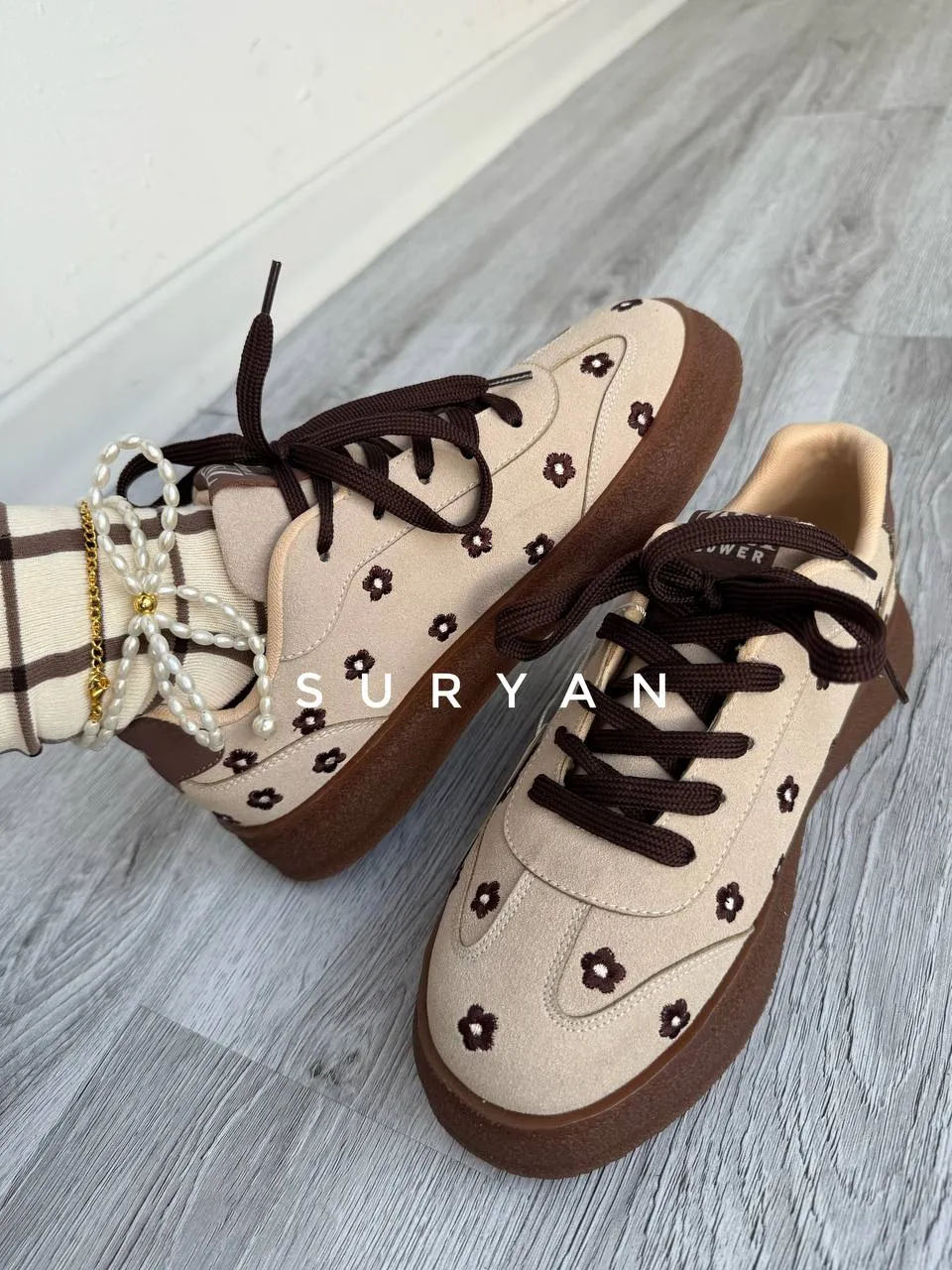 کتونی گلدار Flower کد : 50383