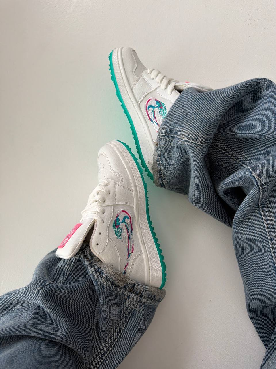 کتانی جردن سفید شب رنگ دیزاین NIGHT MOON کد : 50462