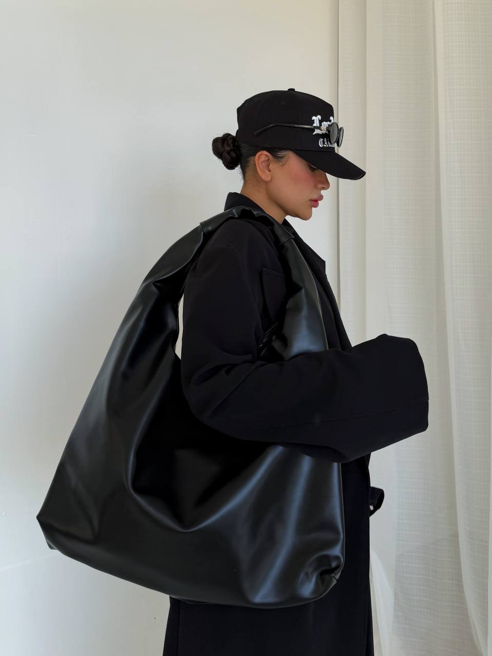 کیف مشکی چرم مینیمال KOGO کد : ۶۰۲۰۸