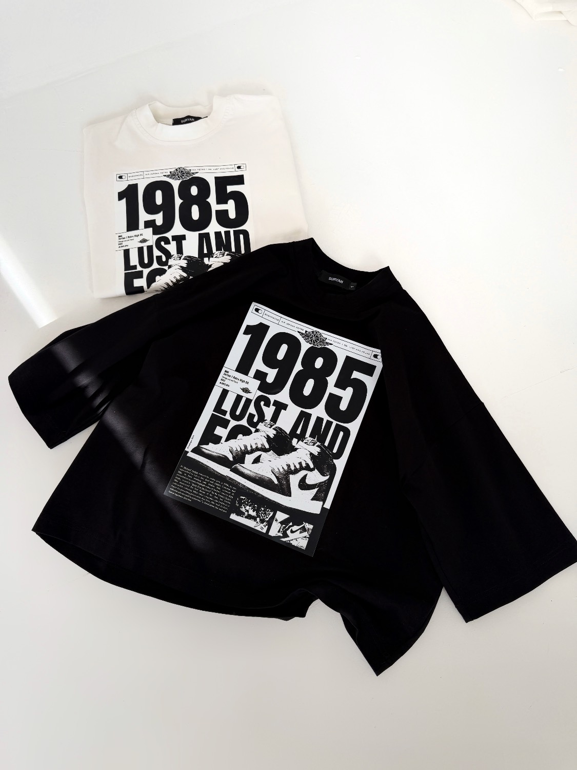 تی شرت سفید مشکی 1985-LOST کد : 103893 - Image 2